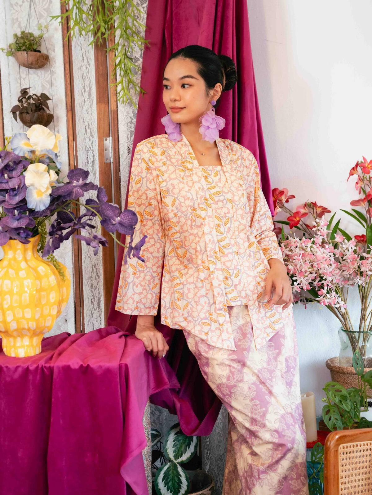Agnes Kotabaru Kebaya - Arjuna Cream
