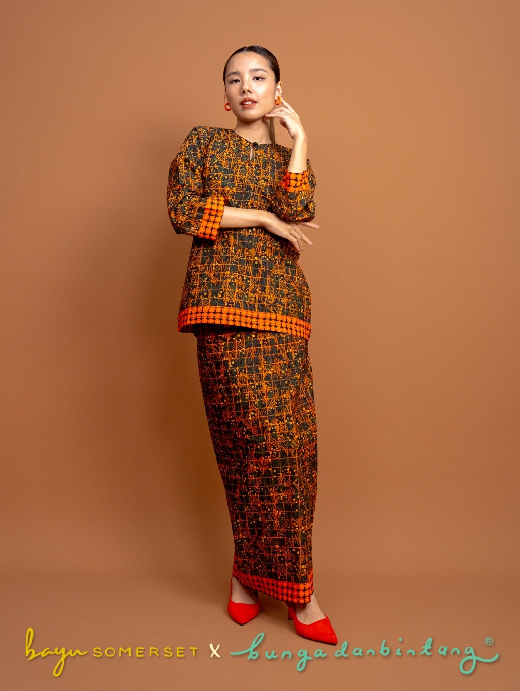 Ayu Kurung in Black