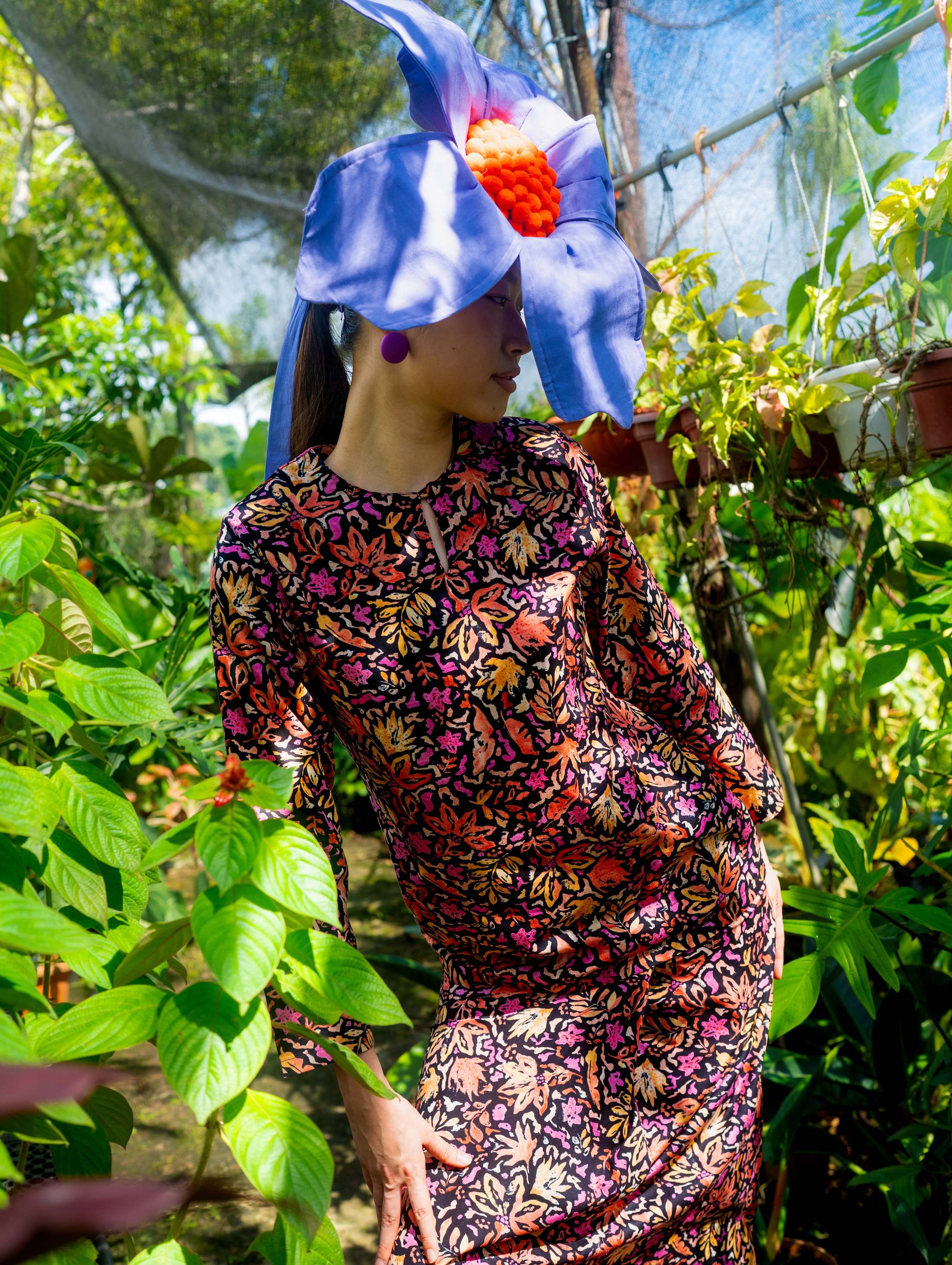 Nova Kurung in Black
