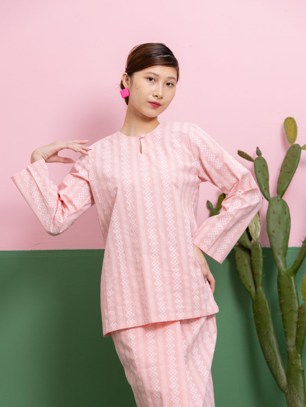 Mandisa Kurung in Pink