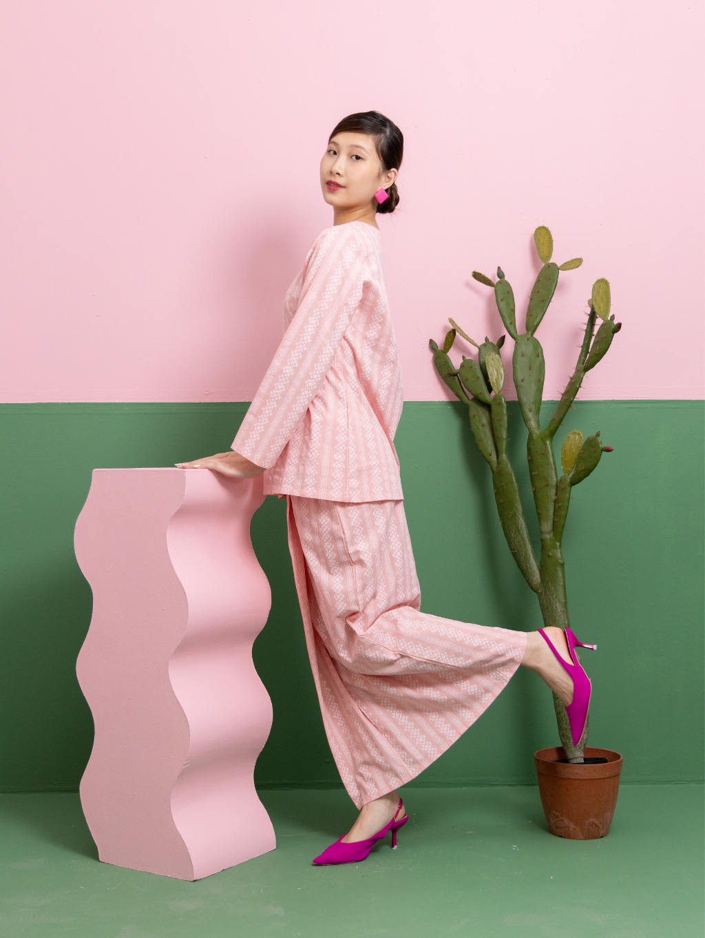 Mandisa Kurung in Pink