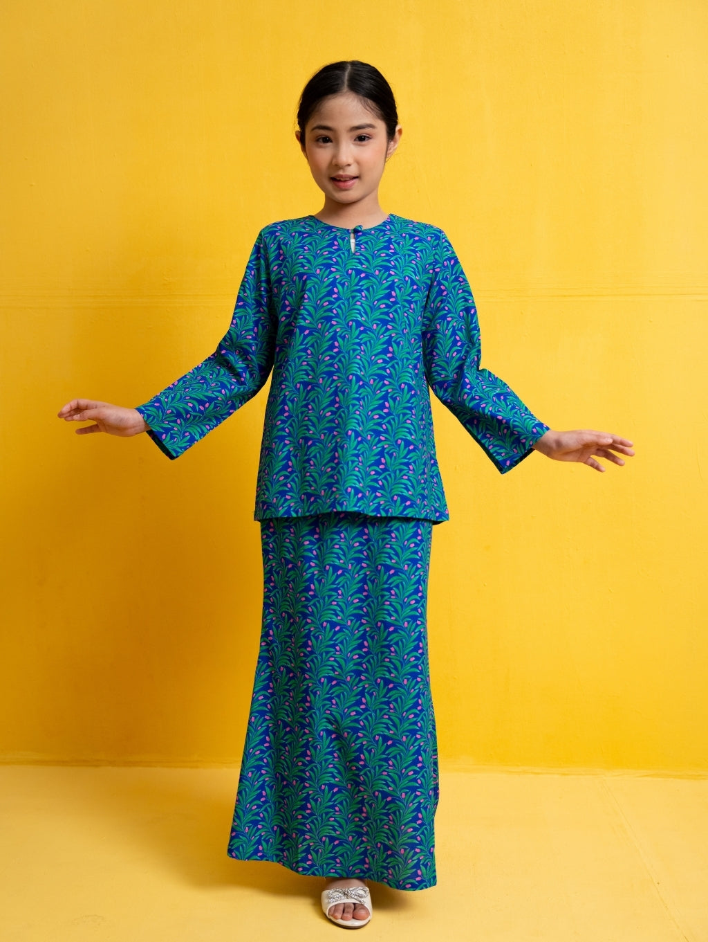 KIDS Indie Kurung