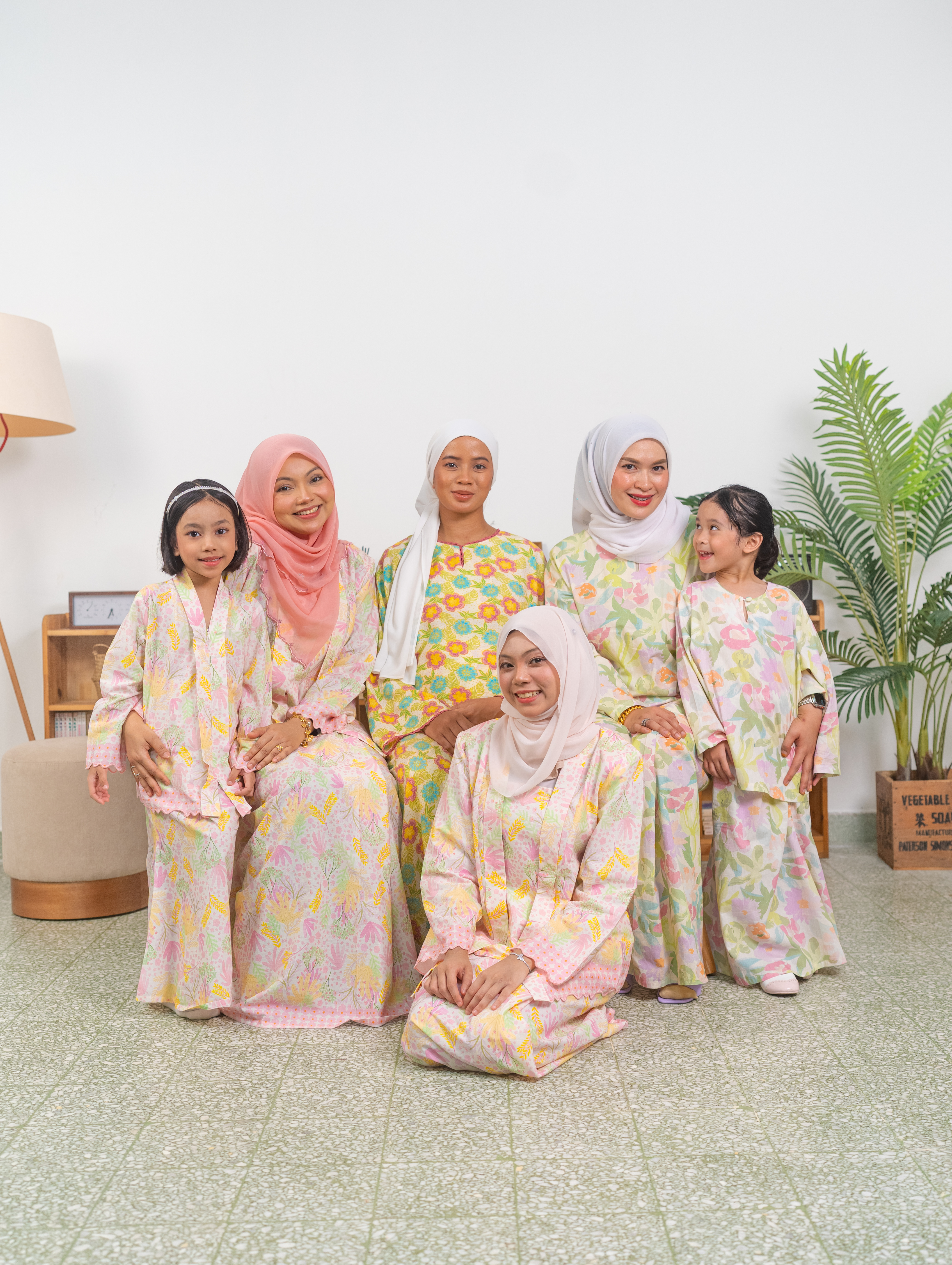 KIDS Kebaya in Murni Pink