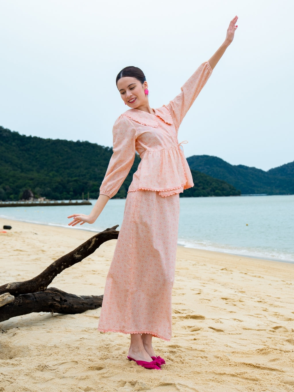 (DEFECT ITEM) Tallulah Set in Sandy Pink