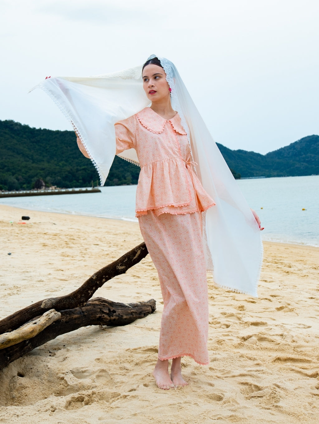 (DEFECT ITEM) Tallulah Set in Sandy Pink