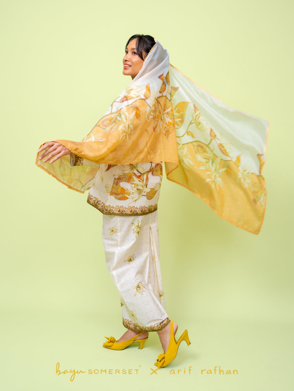 Inara Kurung - Cempaka Puteh (with shawl)