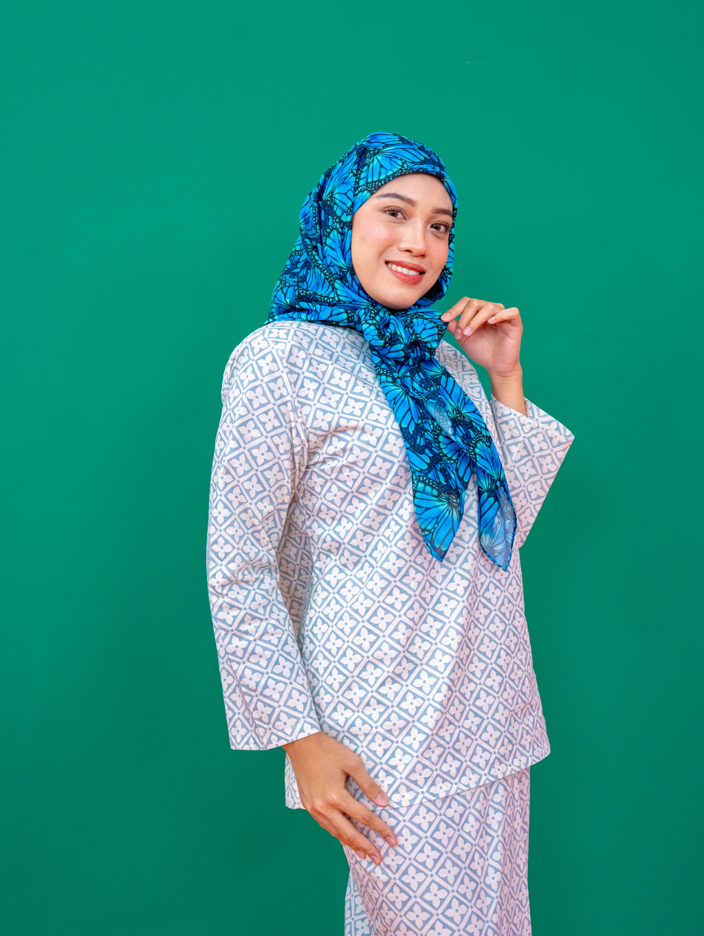 Natura Kurung in Cream