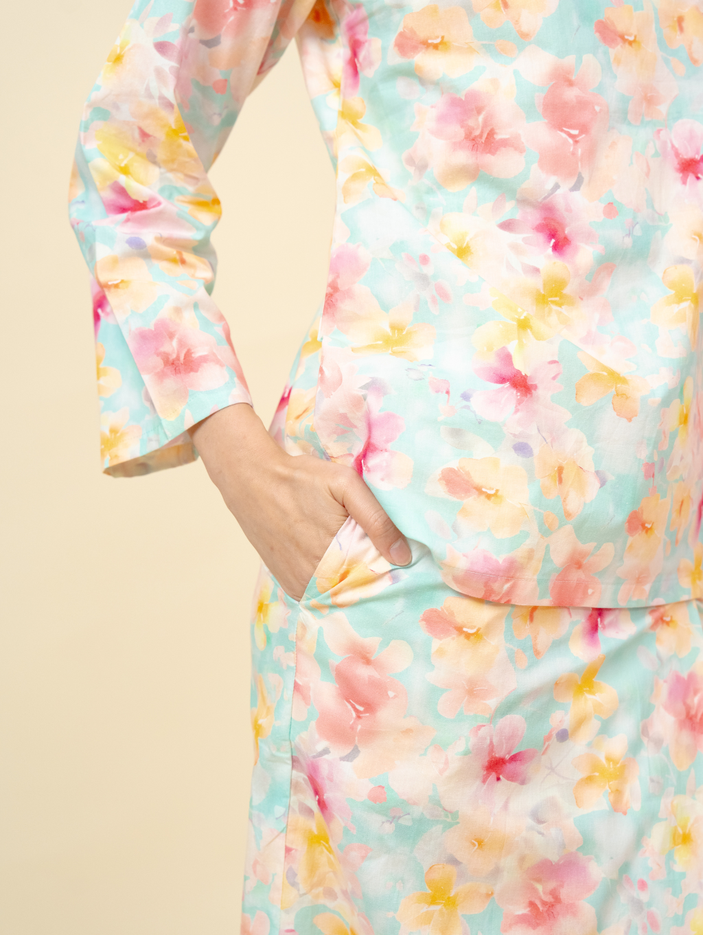 Delphi Kurung