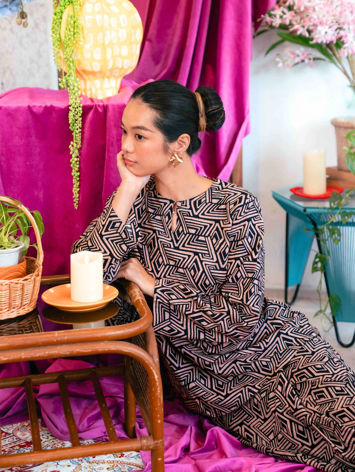 Ellie Kurung in Black