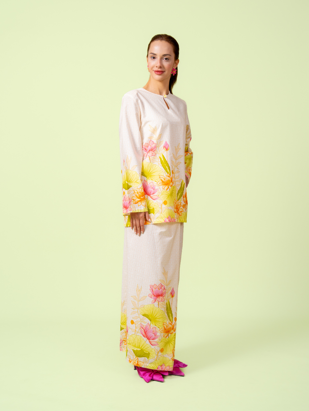(DEFECT ITEM) Tricia Kurung