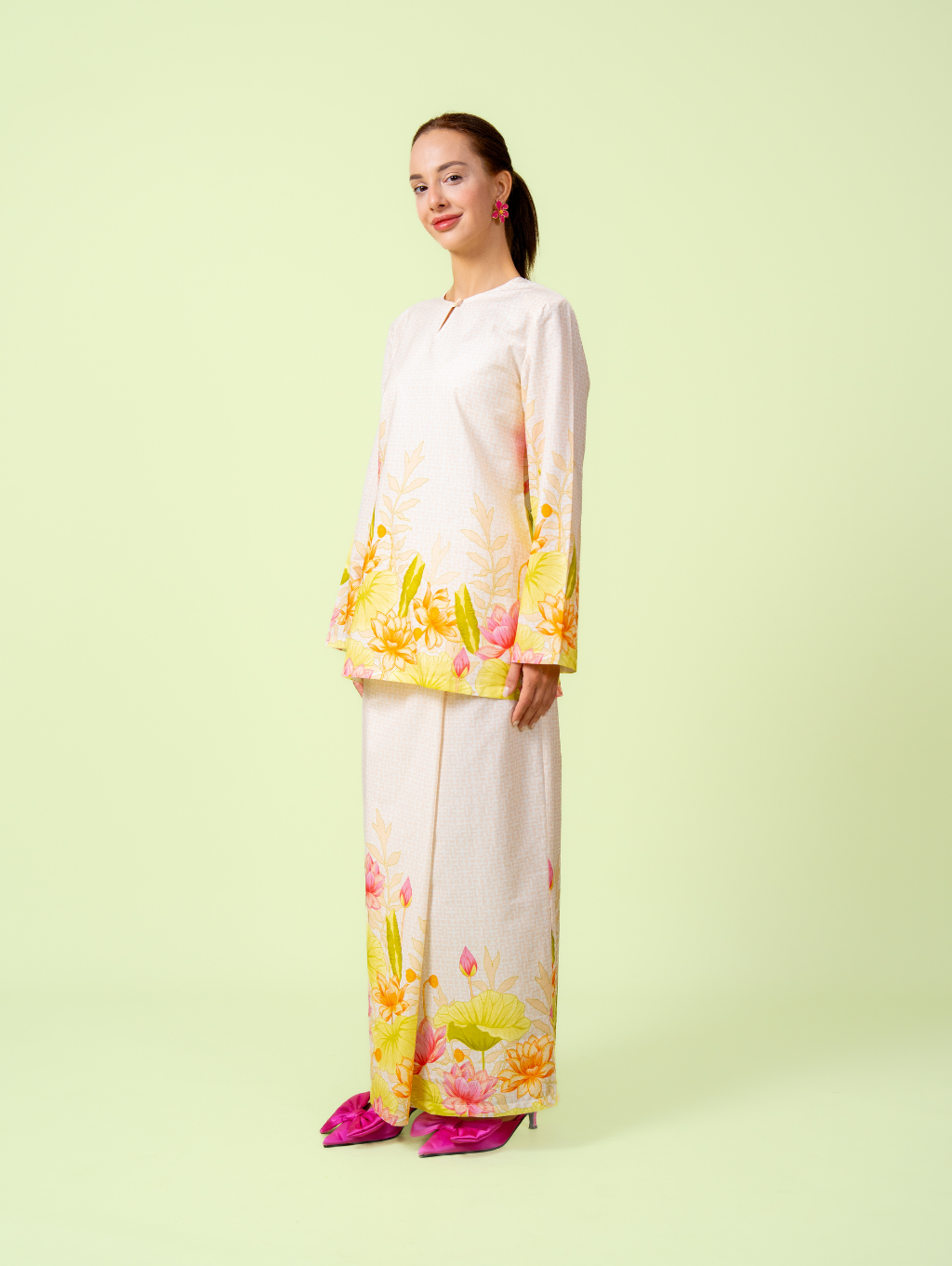 (DEFECT ITEM) Tricia Kurung