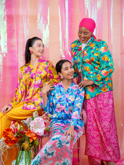 Elora Kebaya Top - Lily