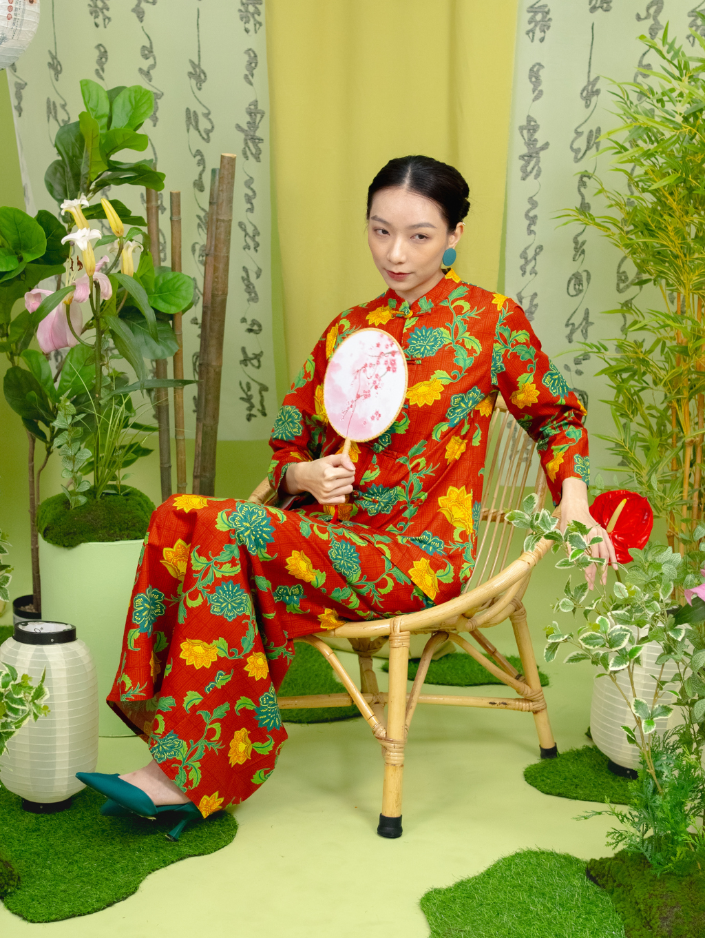 Mandarin Kurung in Red