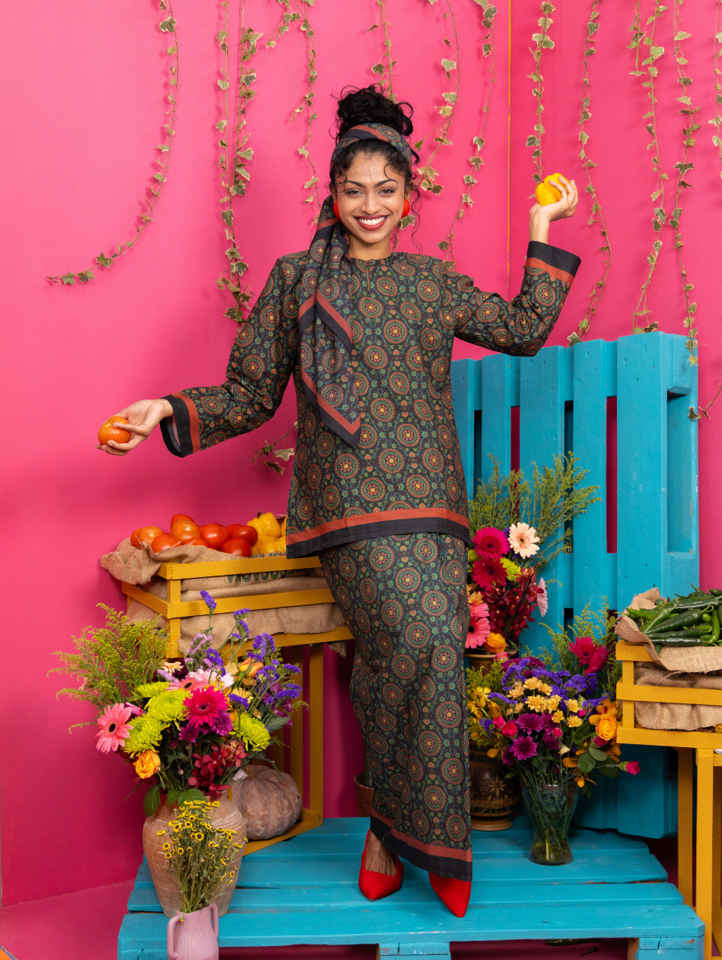 Abril Kurung