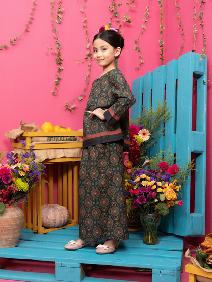 KIDS Abril Kurung