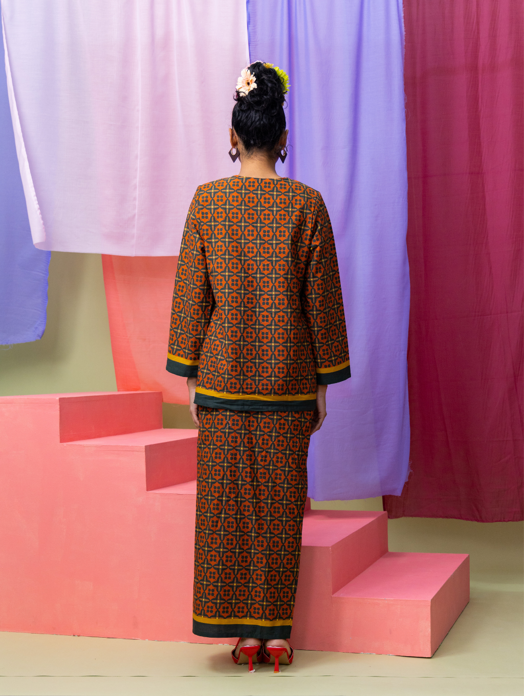Lucia Kurung - Red