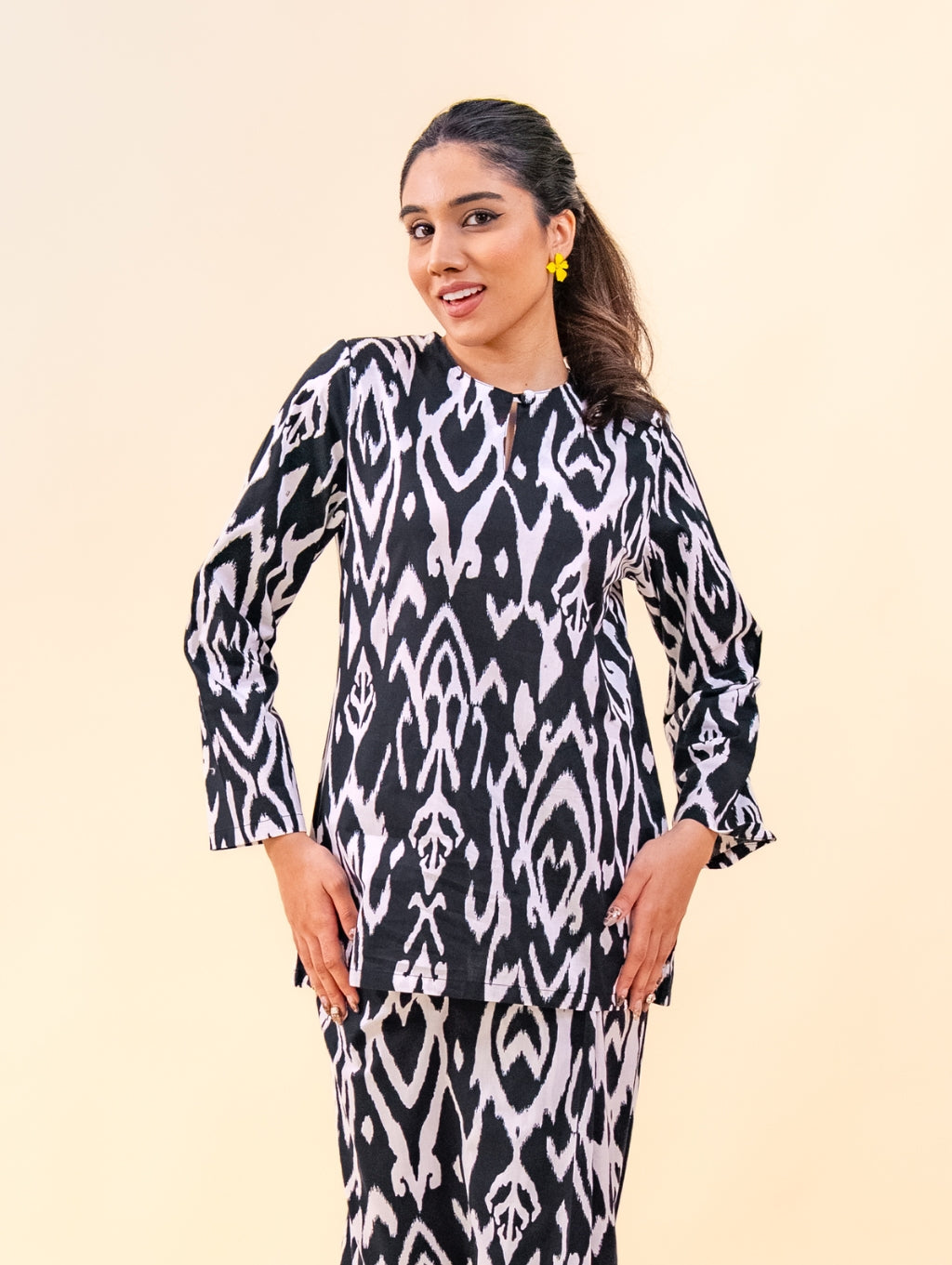 Kailani Kurung