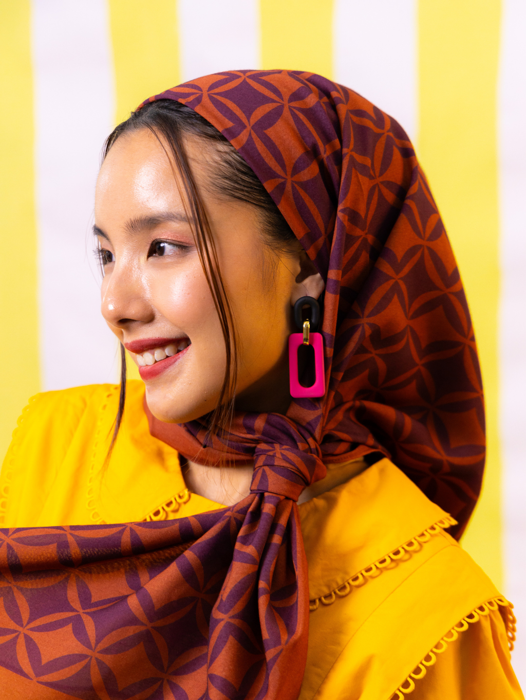 Square Scarf - Cog Wheel