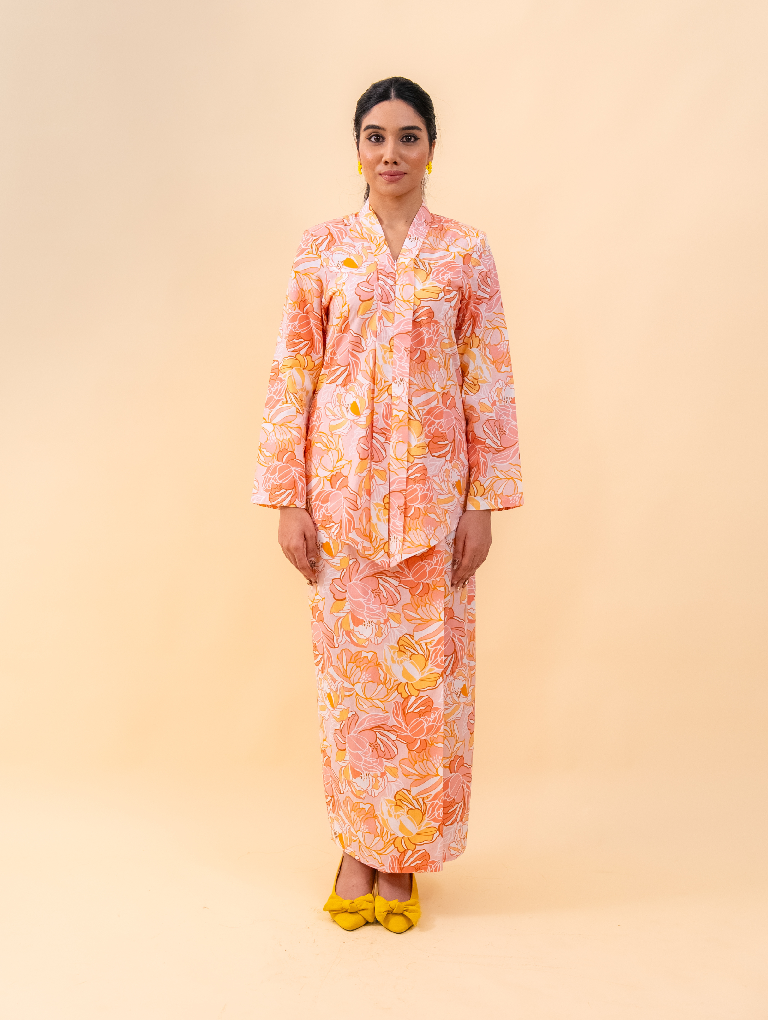 Daphne Kebaya