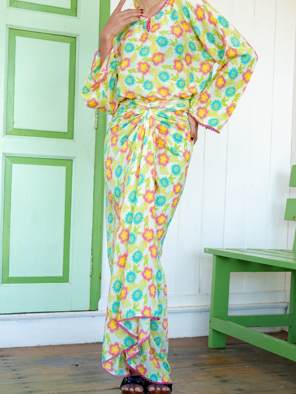 Elora Kurung in Kesuma