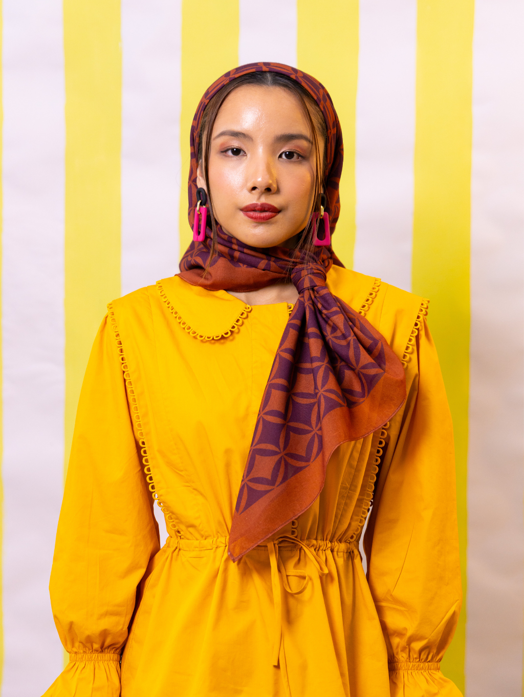 Square Scarf - Cog Wheel
