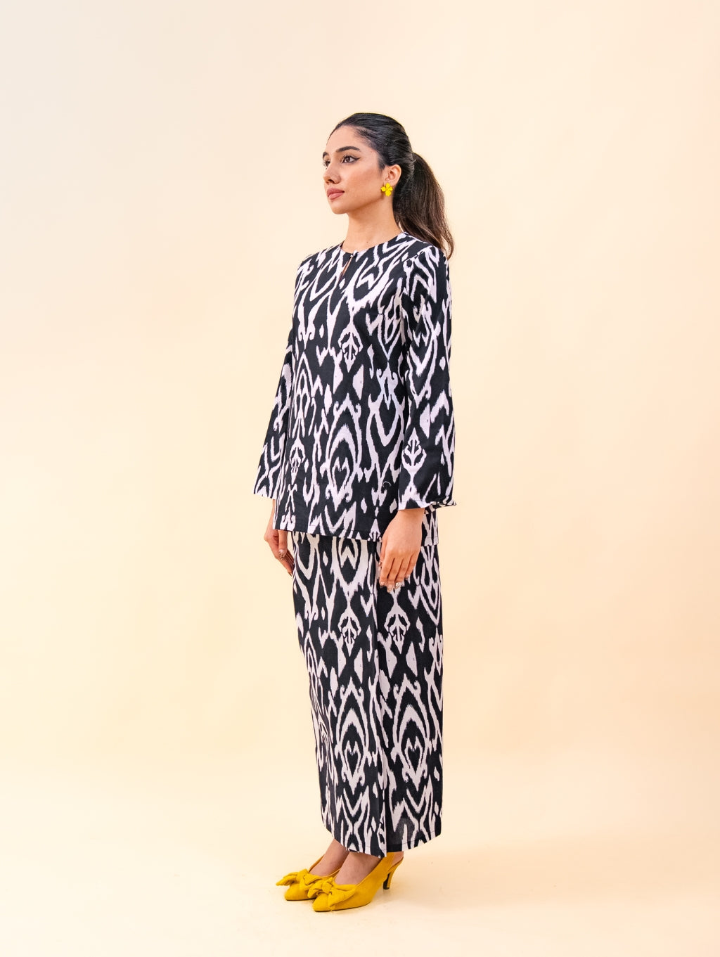 Kailani Kurung