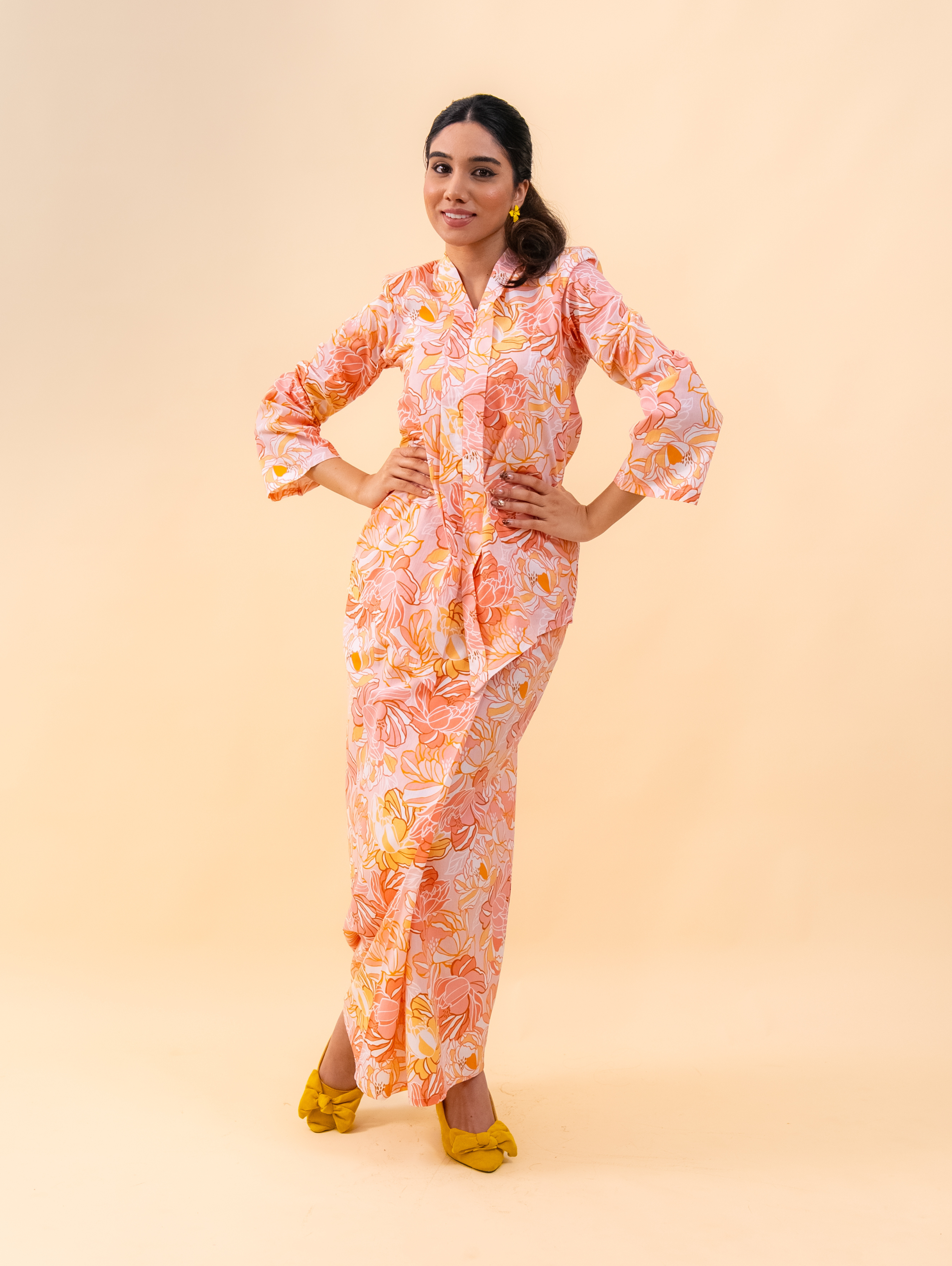 Daphne Kebaya