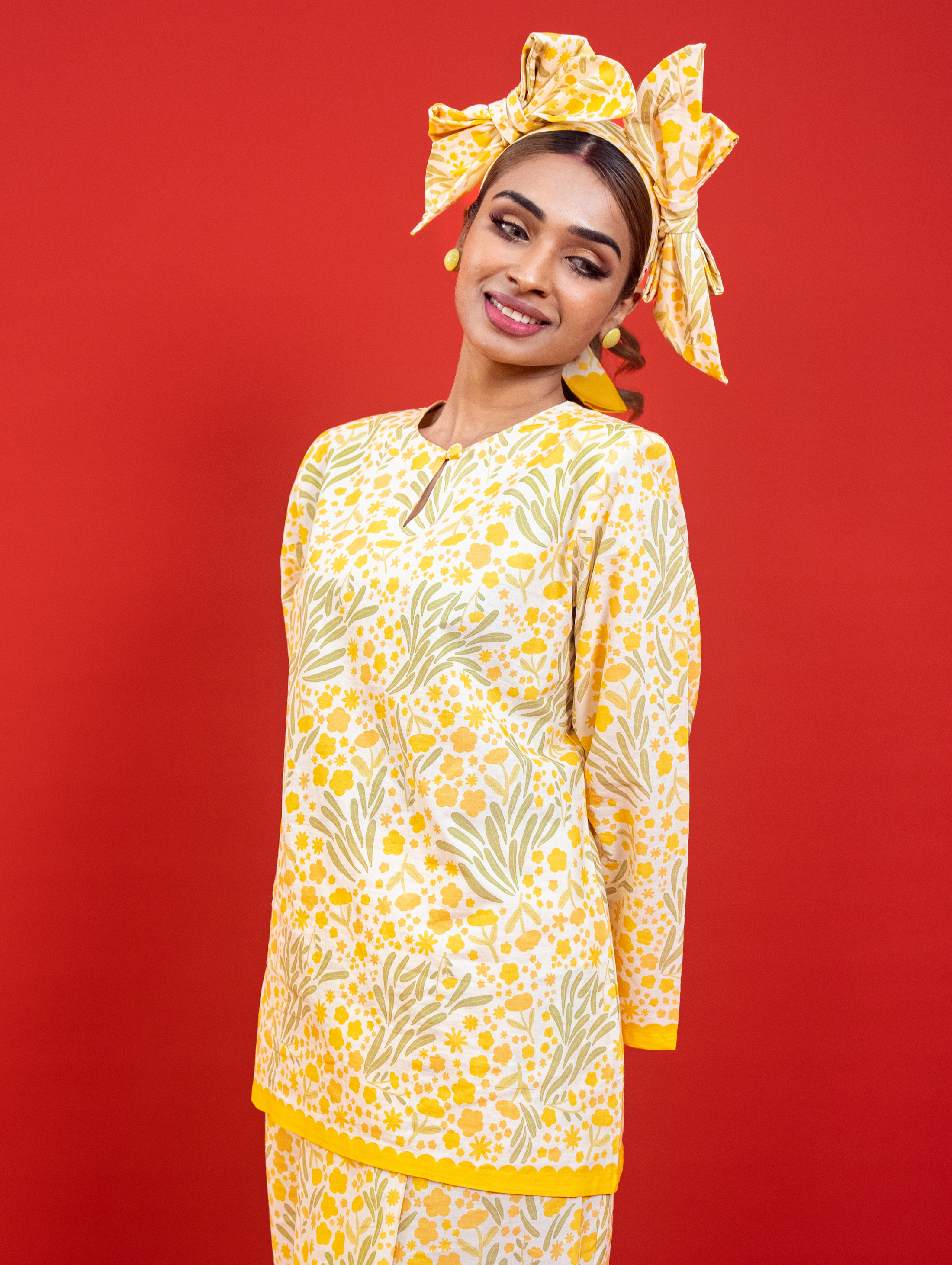 Mekar Kurung in Kuning