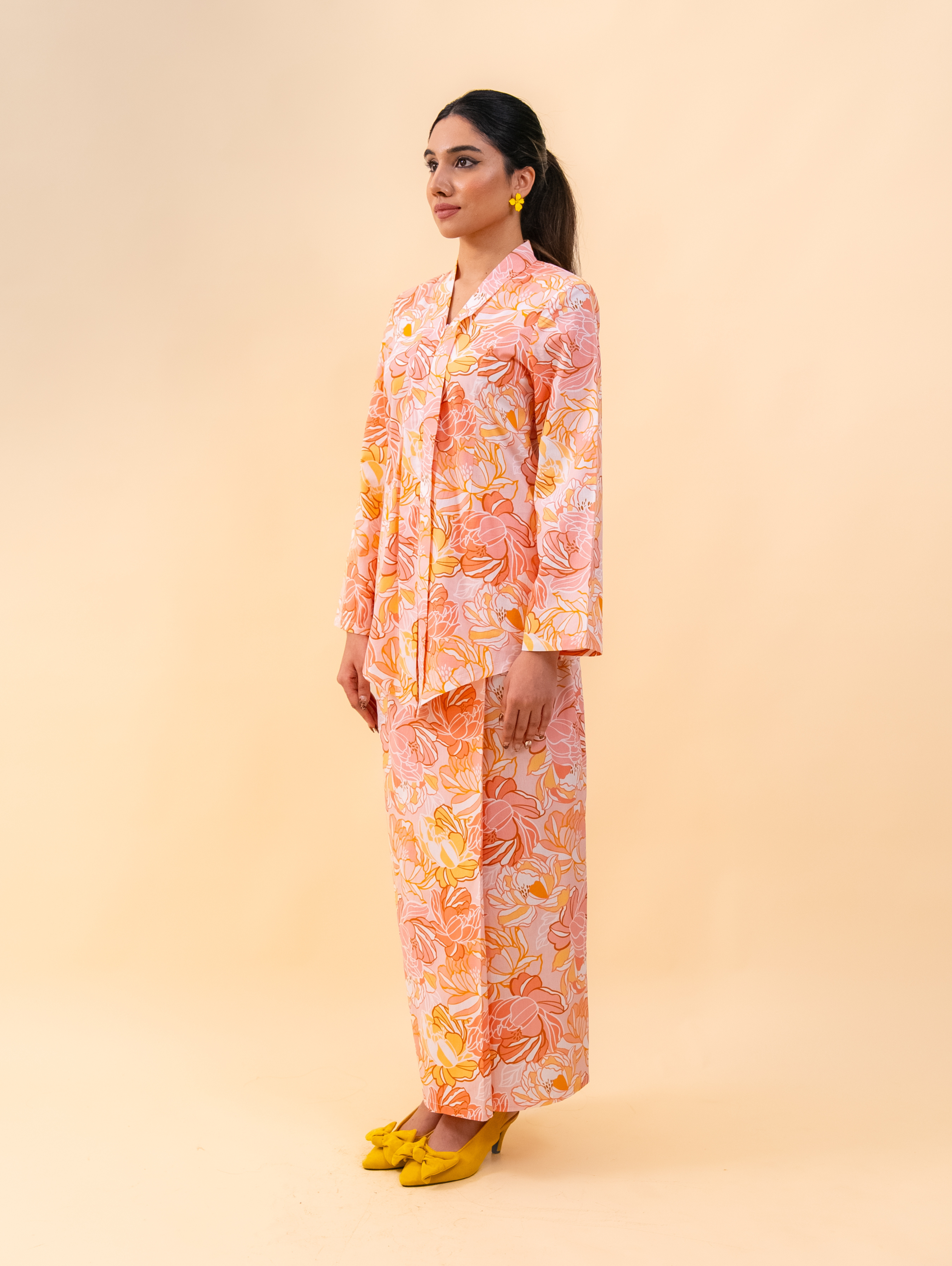 Daphne Kebaya