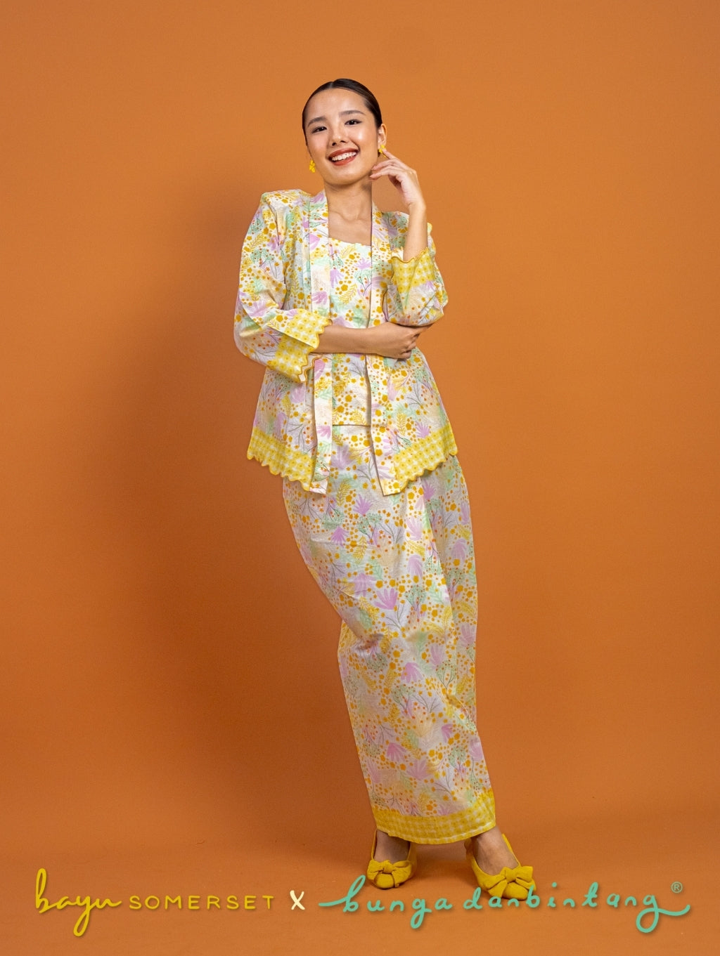 Agnes Kotabaru Kebaya in Murni Orange
