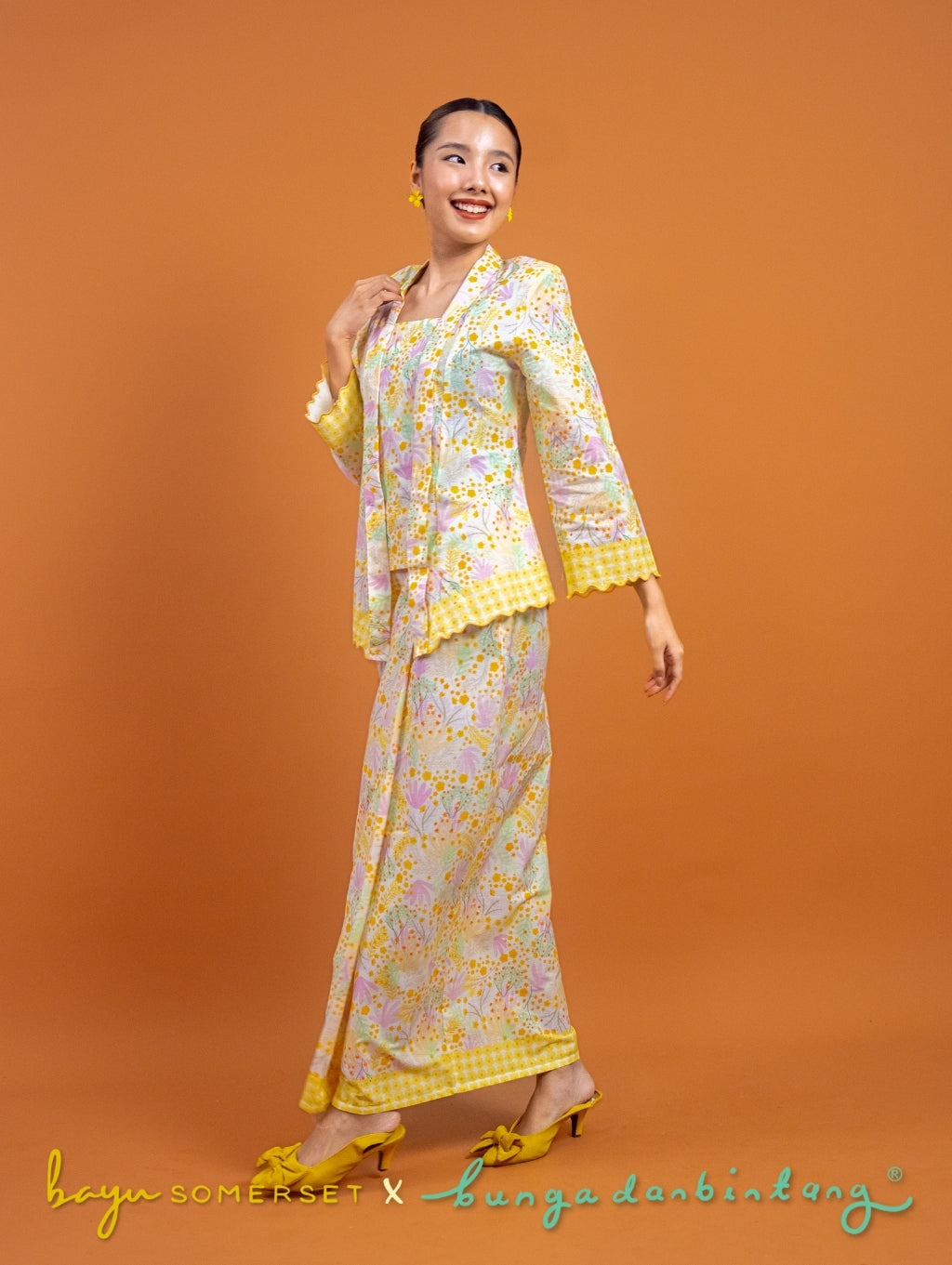 Agnes Kotabaru Kebaya in Murni Orange