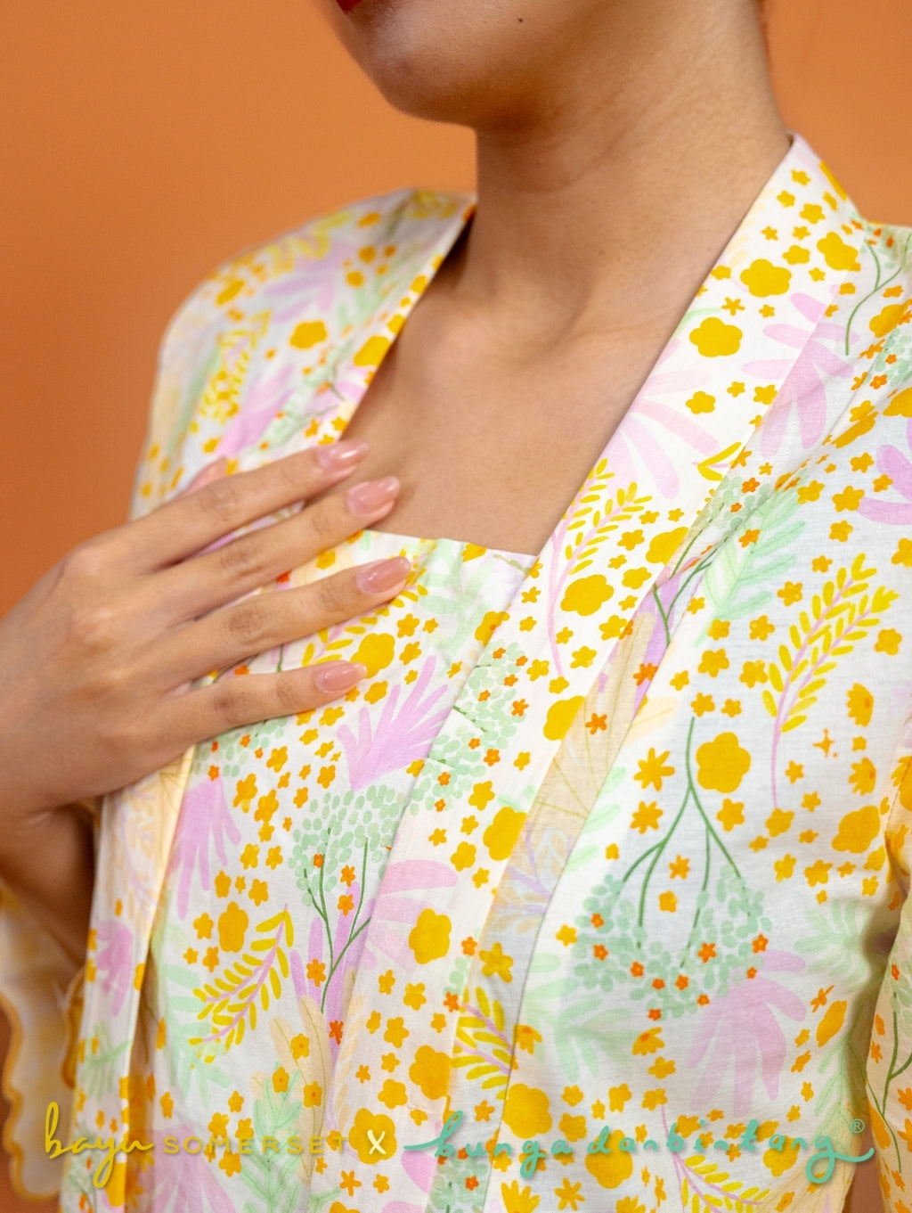 Agnes Kotabaru Kebaya in Murni Orange