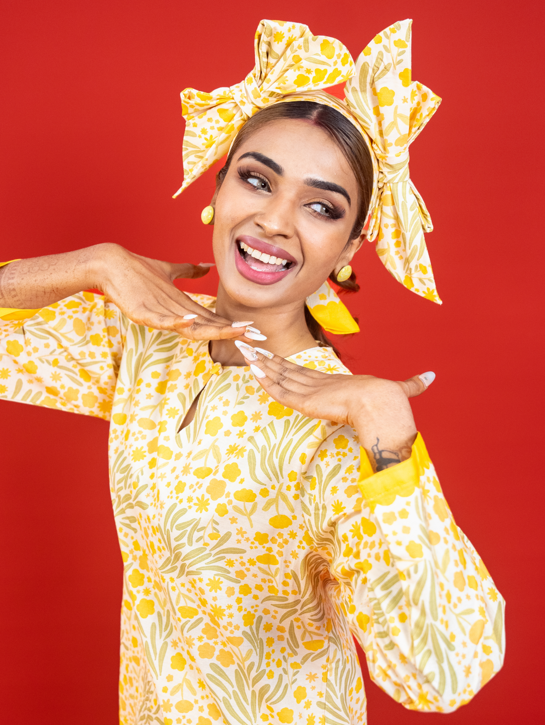 Mekar Kurung in Kuning