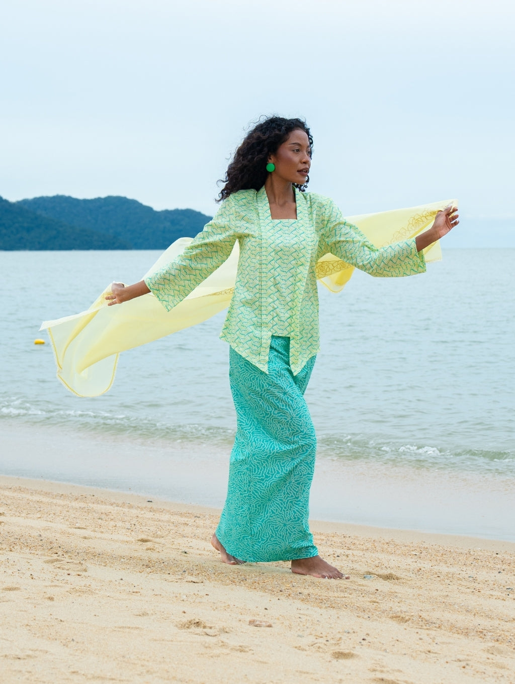Agnes Kotabaru Kebaya - Delia Green