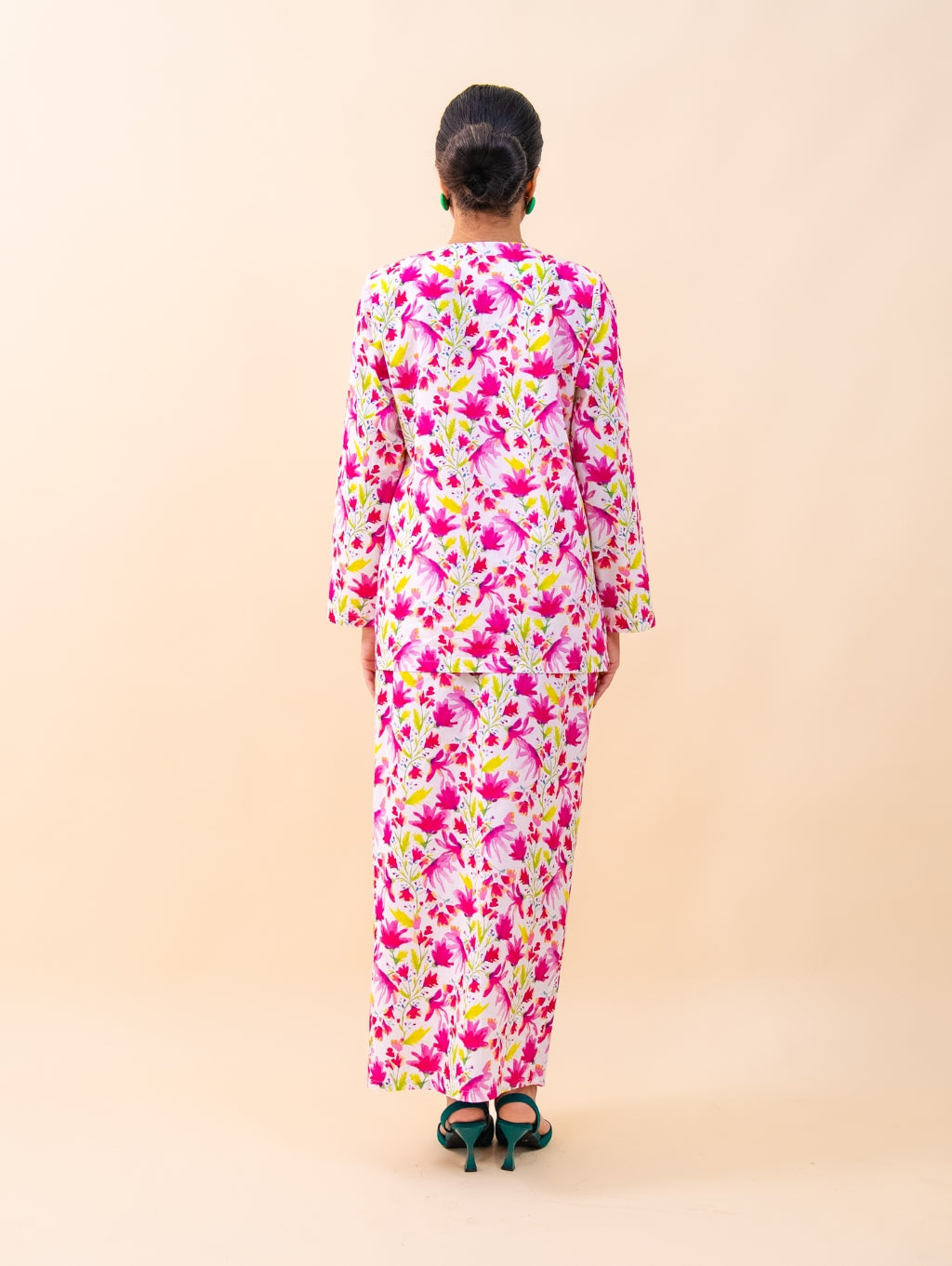 Begonia Kurung