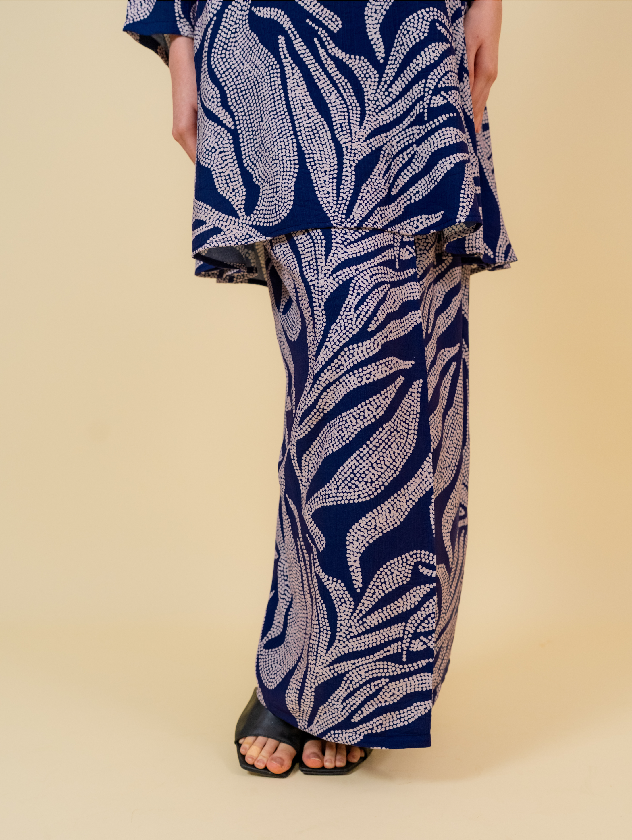 Merdu Midi Kurung - Bud in Blue