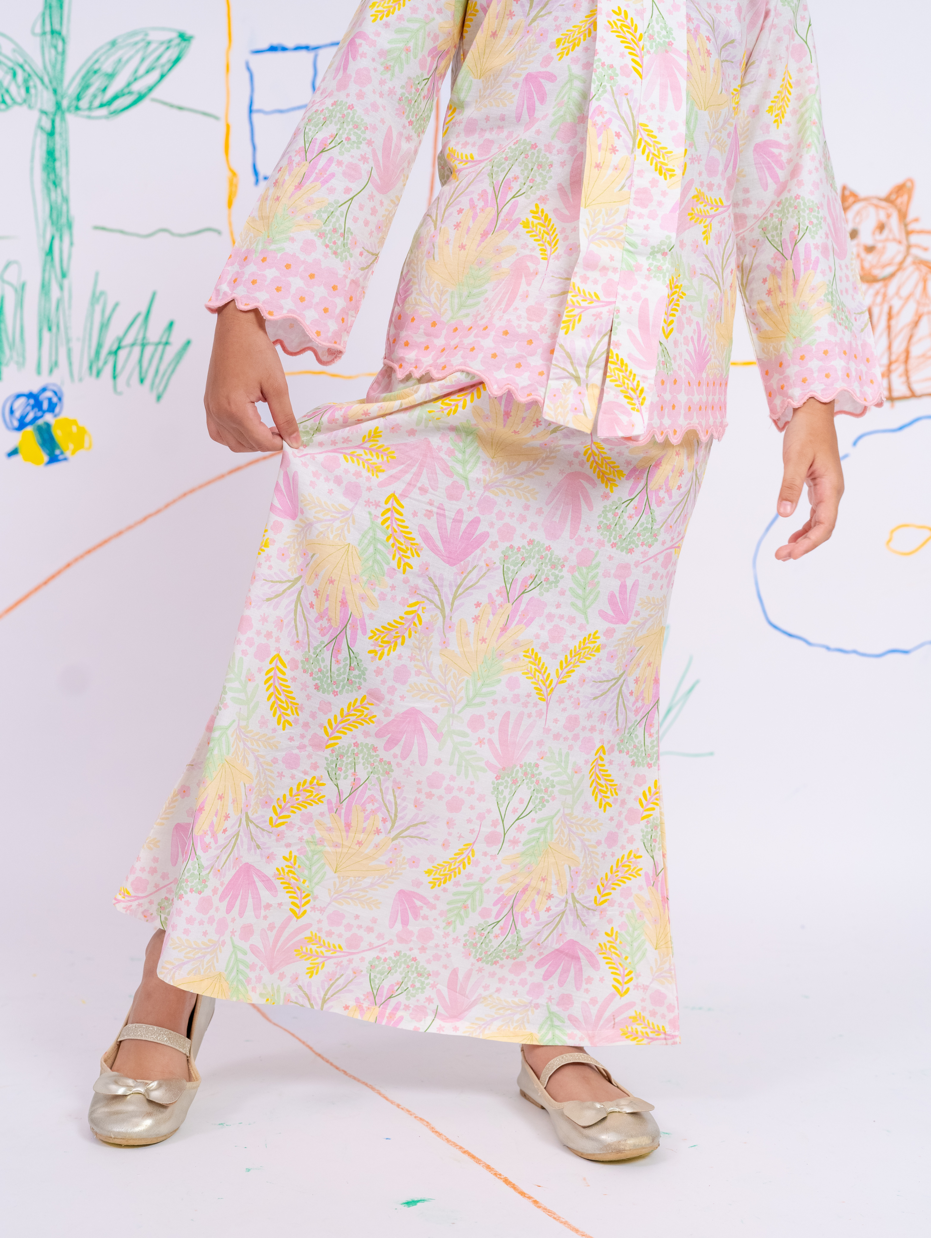KIDS Kebaya in Murni Pink