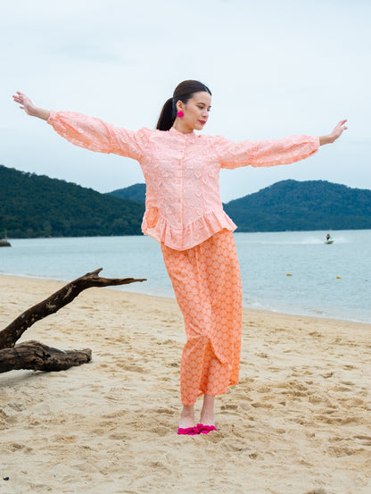 (DEFECT ITEM) Aurelia Kebaya in Peach