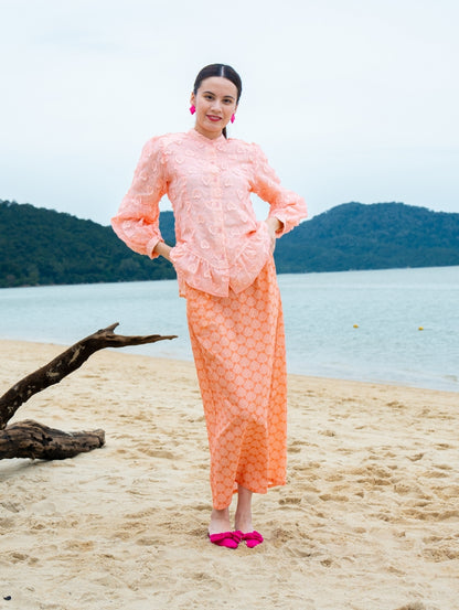 (DEFECT ITEM) Aurelia Kebaya in Peach