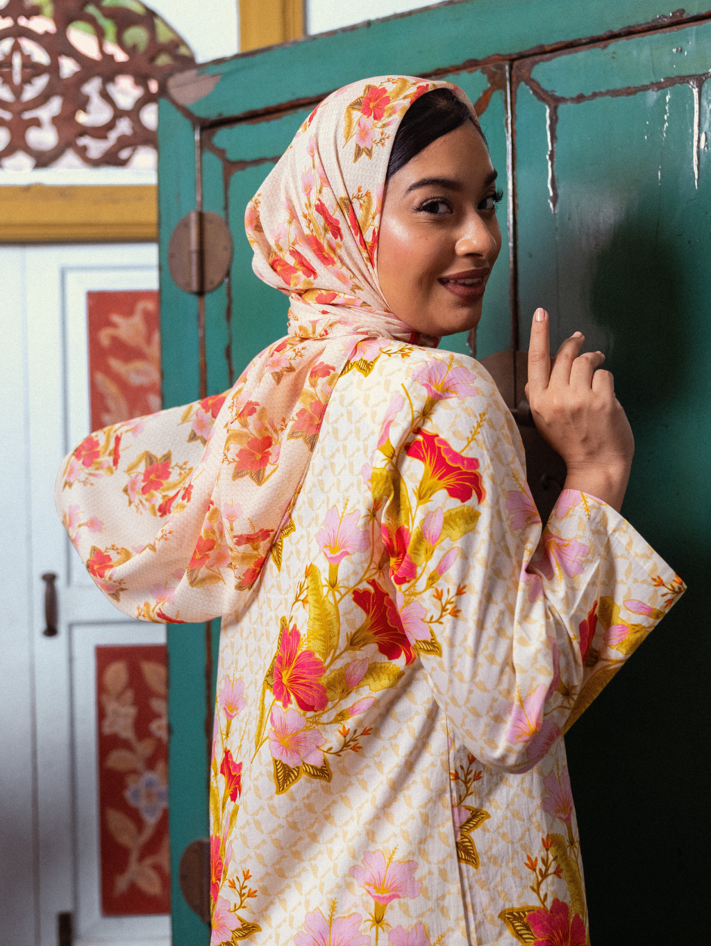Square Scarf - Embun