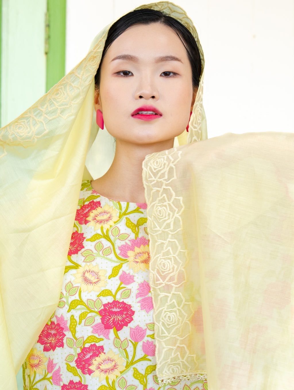 Melor Embroidery Shawl - Soft Yellow