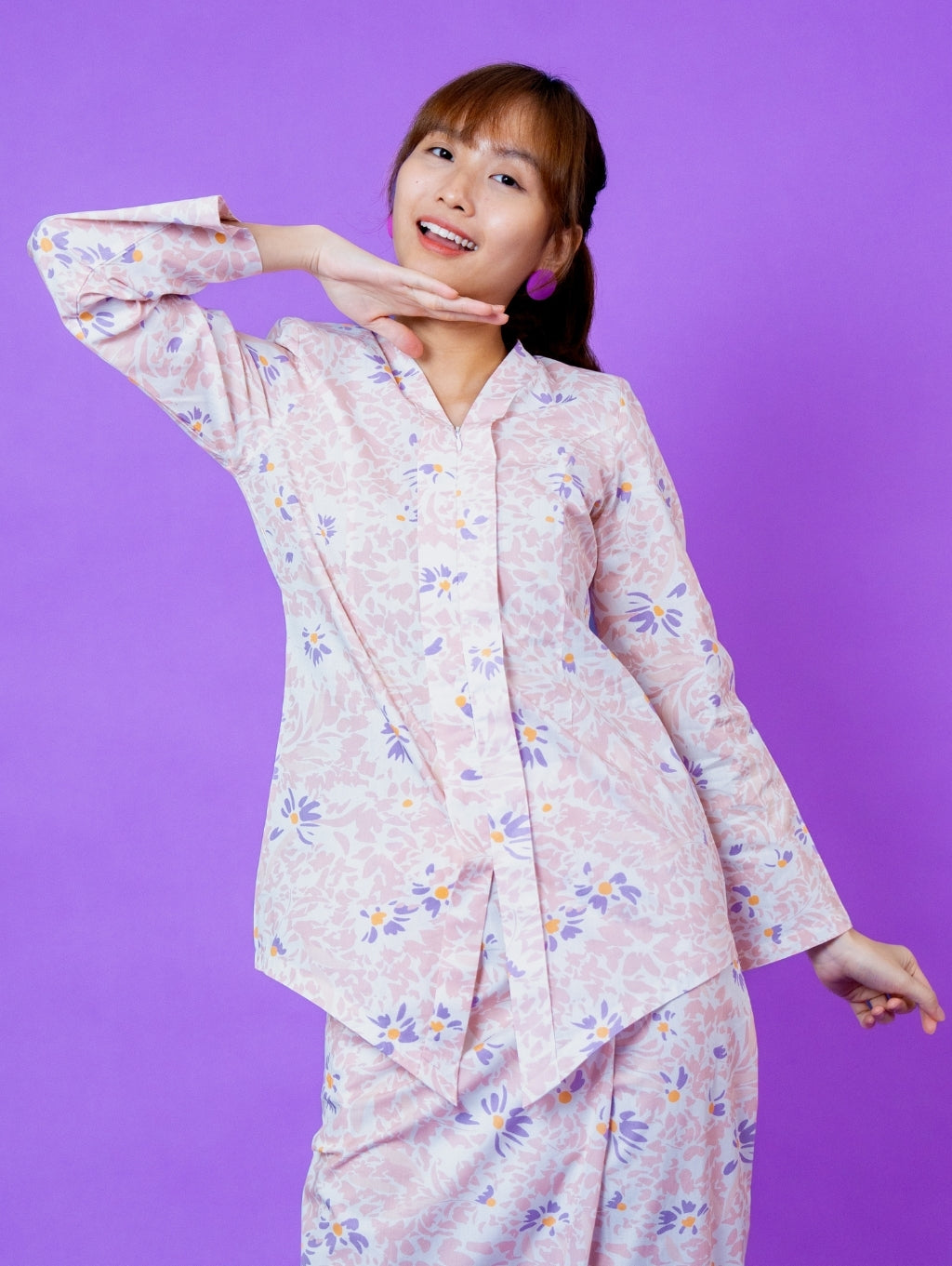 (DEFECT ITEM) Lilia Kebaya
