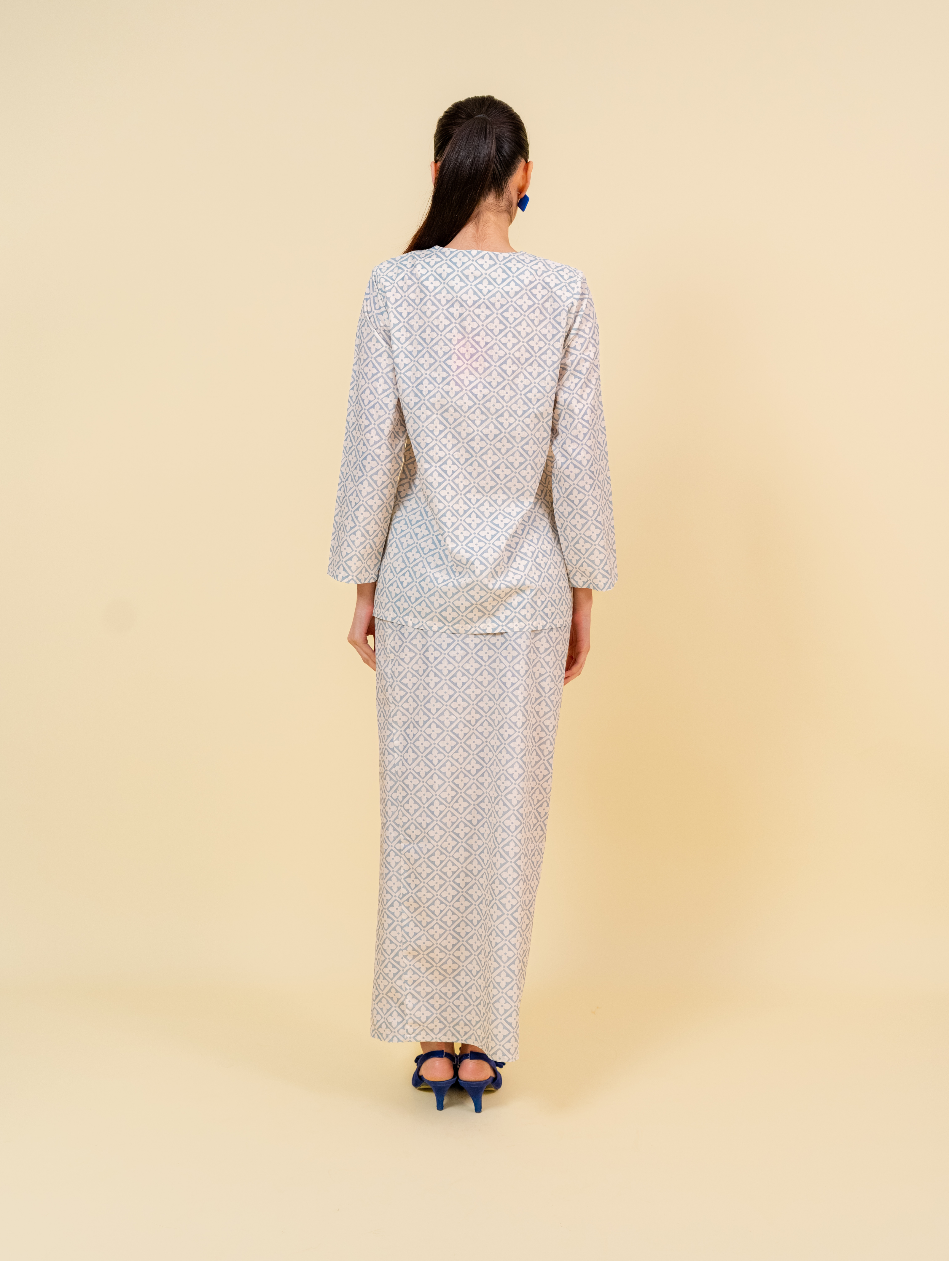 Natura Kurung in Cream