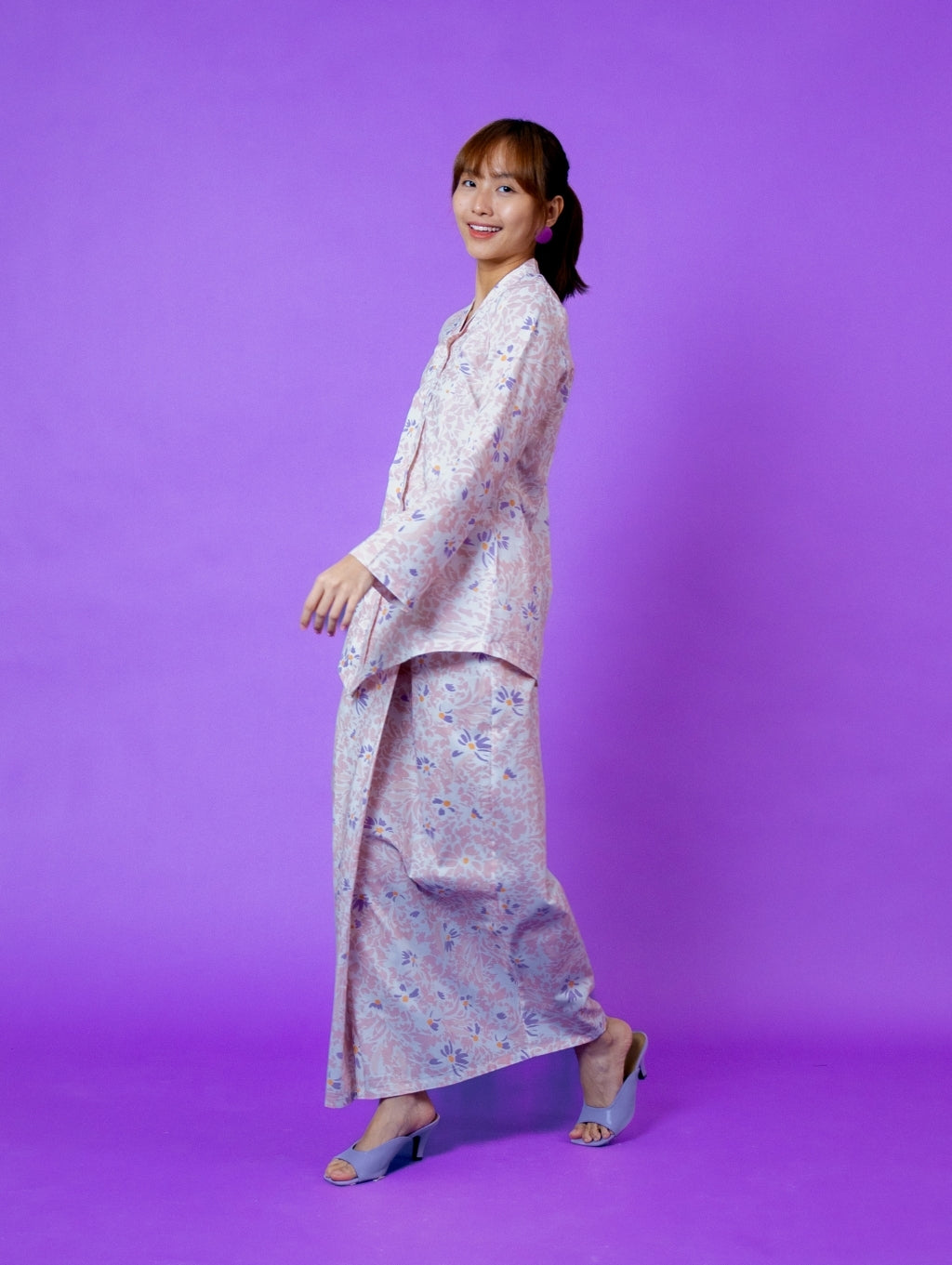 (DEFECT ITEM) Lilia Kebaya