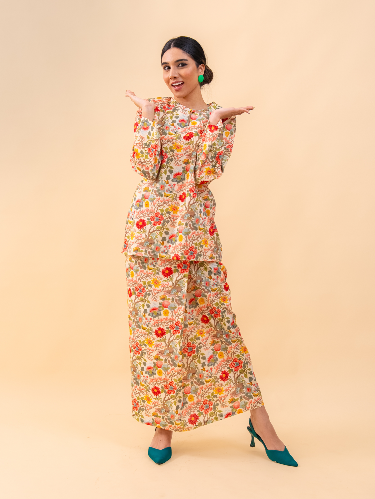 Ruby Kurung