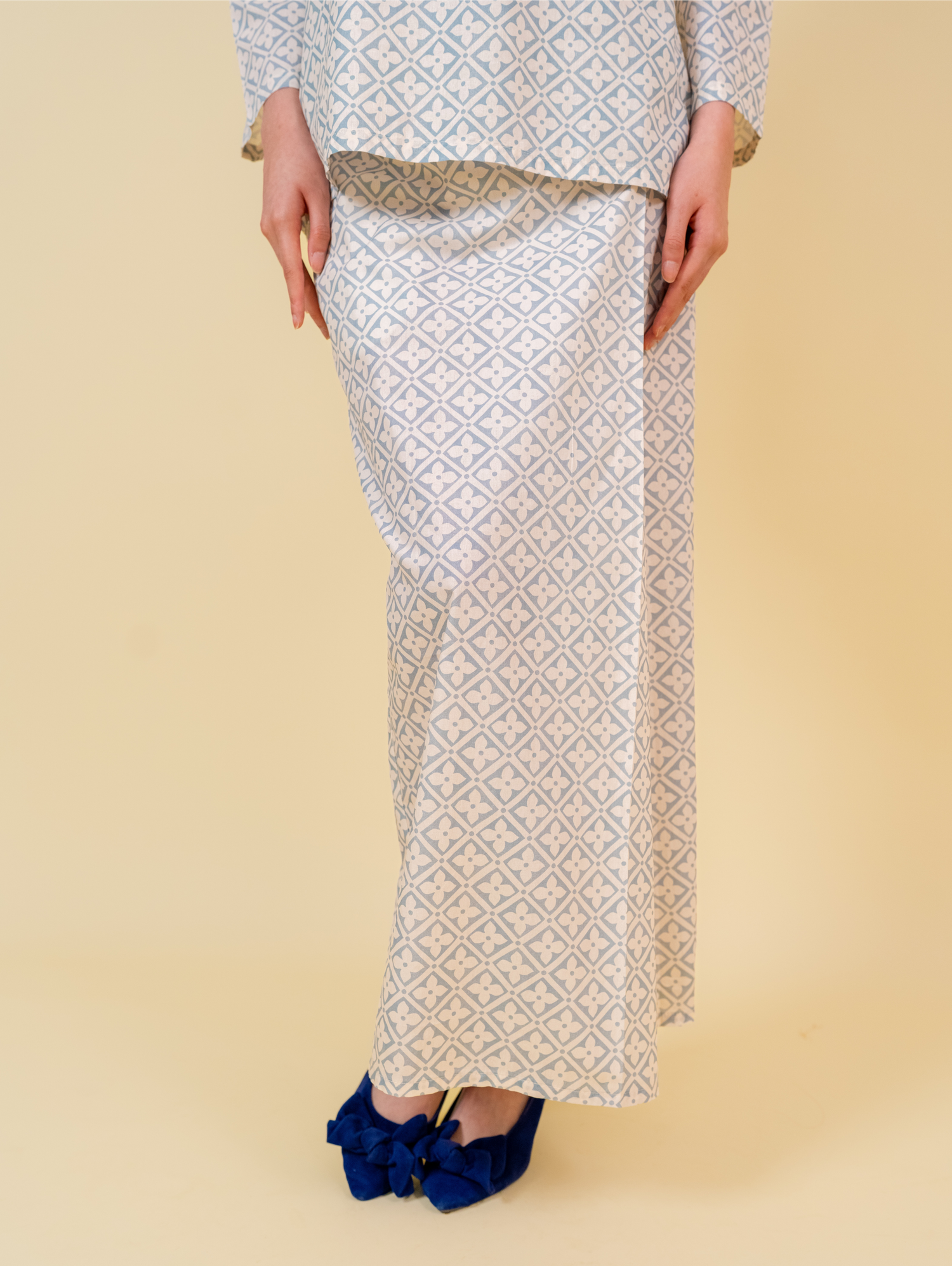 Natura Kurung in Cream