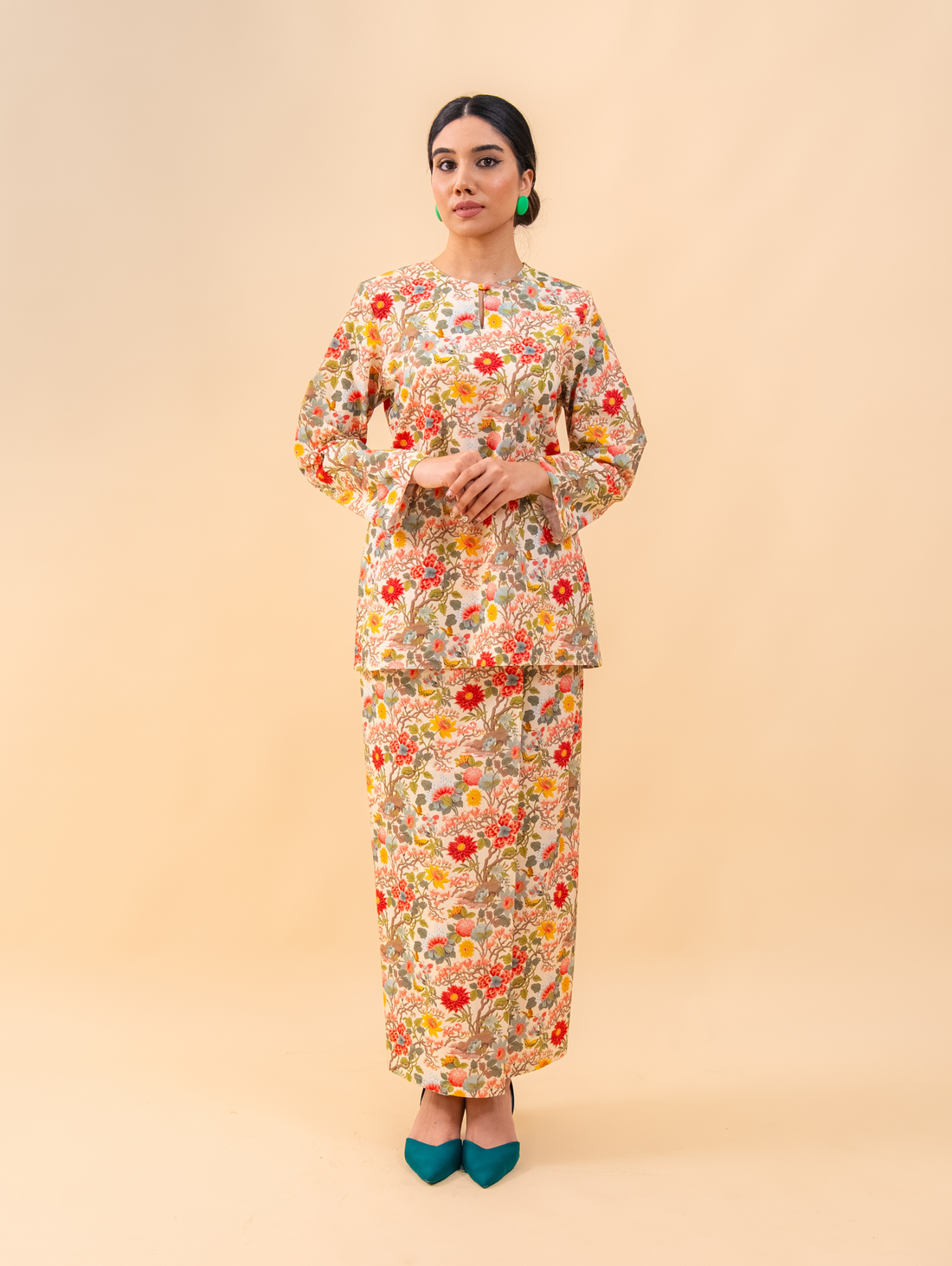 Ruby Kurung