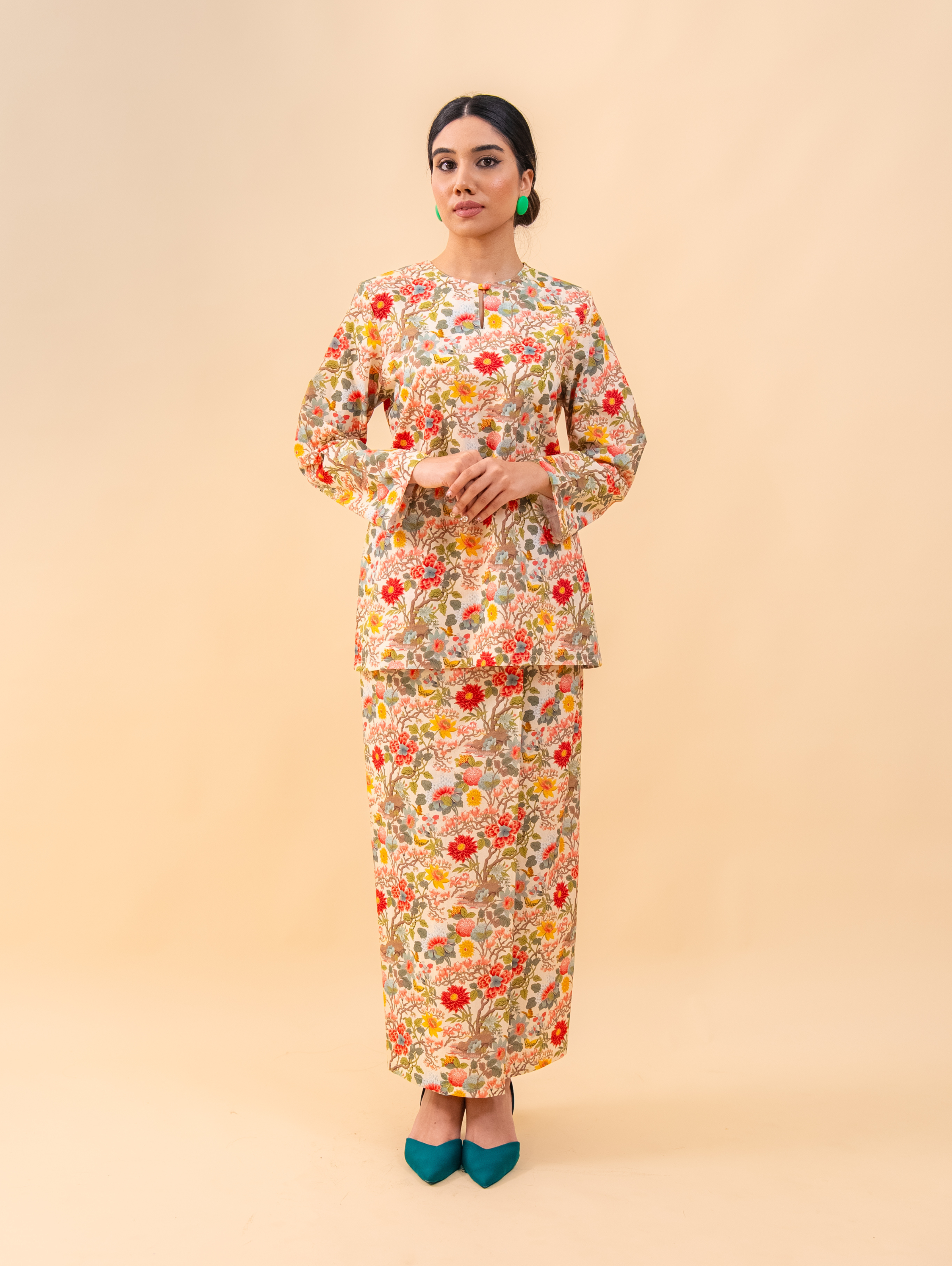 Ruby Kurung