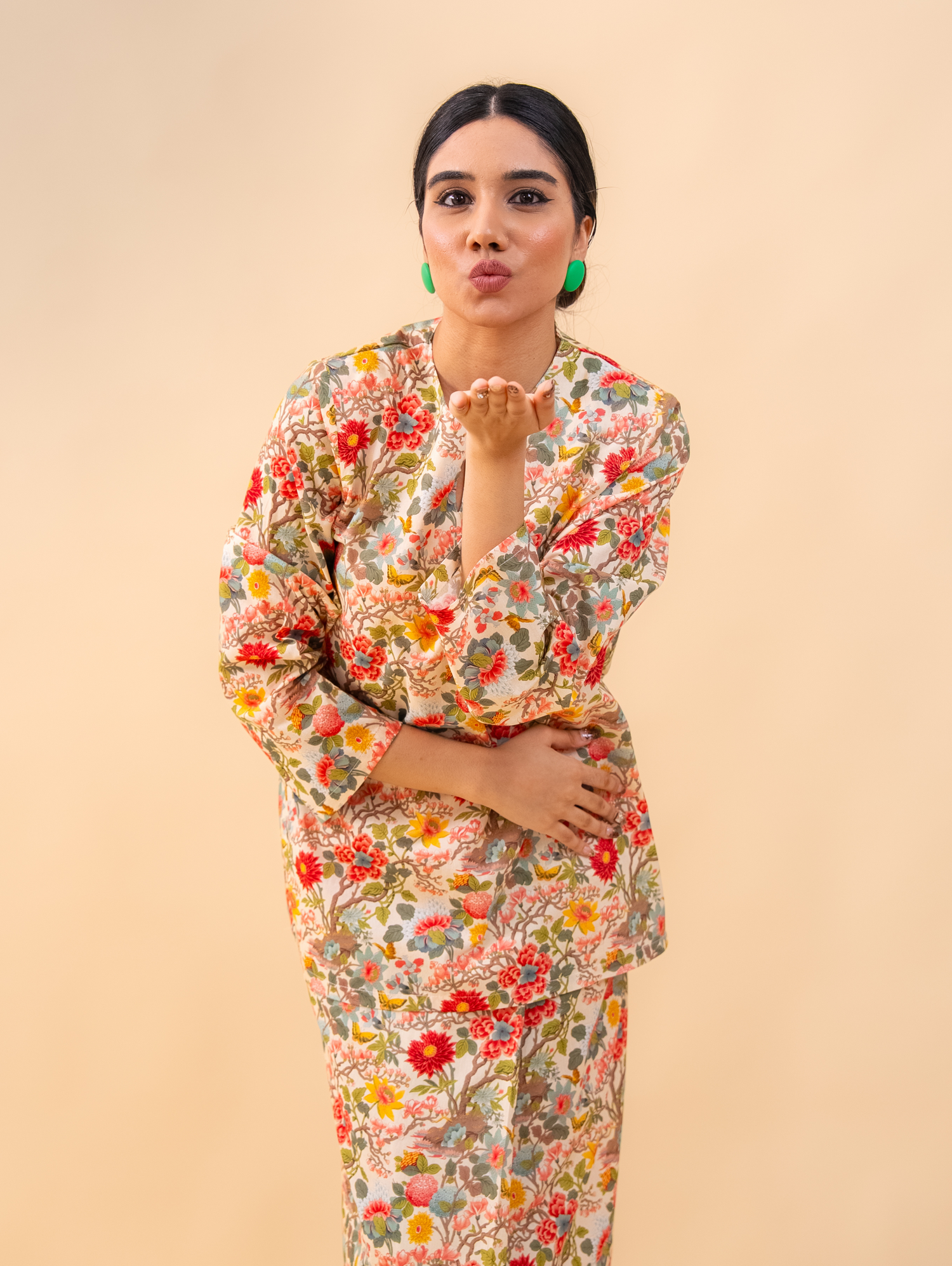 Ruby Kurung