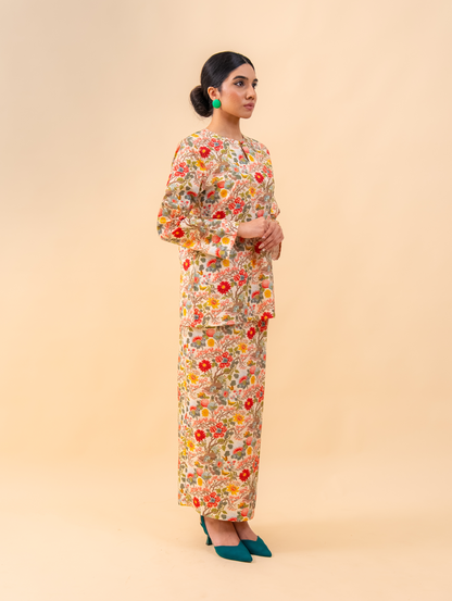 Ruby Kurung